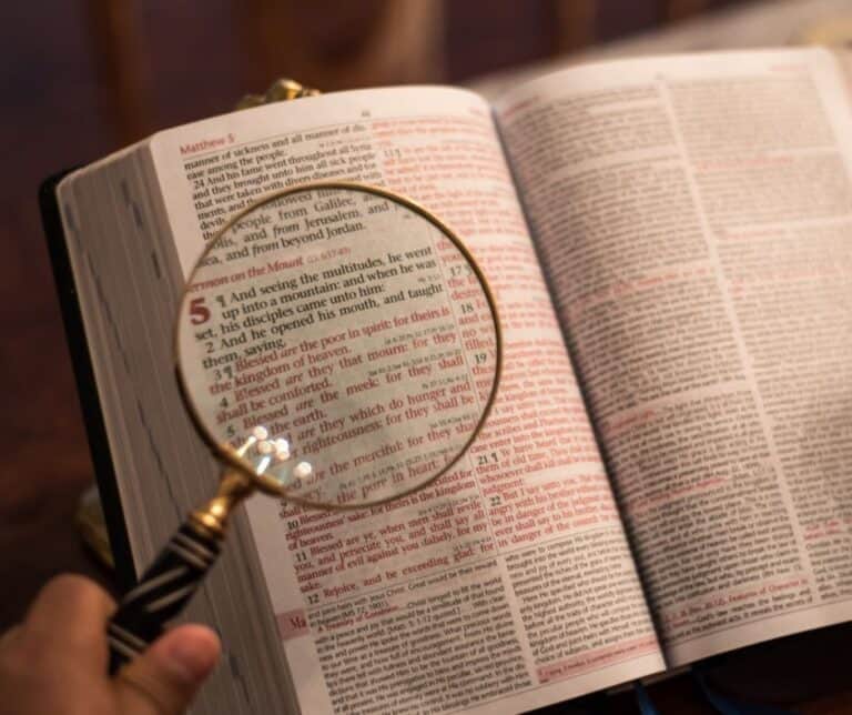 How To Study The Bible : 8 Bible Study Methods To Try